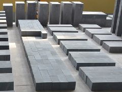 Fused zirconium mullite wear-resistant bricks